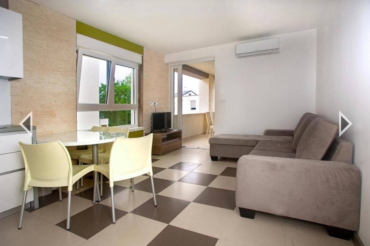 Daska Apartmani Njivice Exterior foto