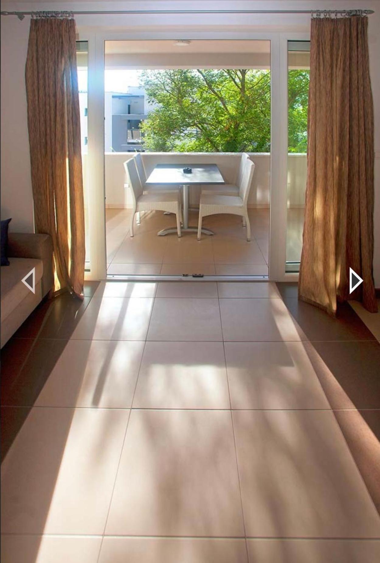 Daska Apartmani Njivice Exterior foto
